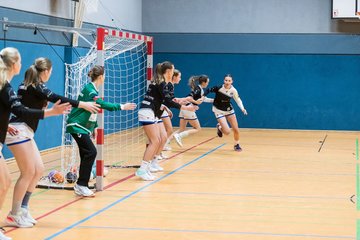 Bild 33 - wCJ HC Quickborn - TuS Esingen : Ergebnis: 40:23